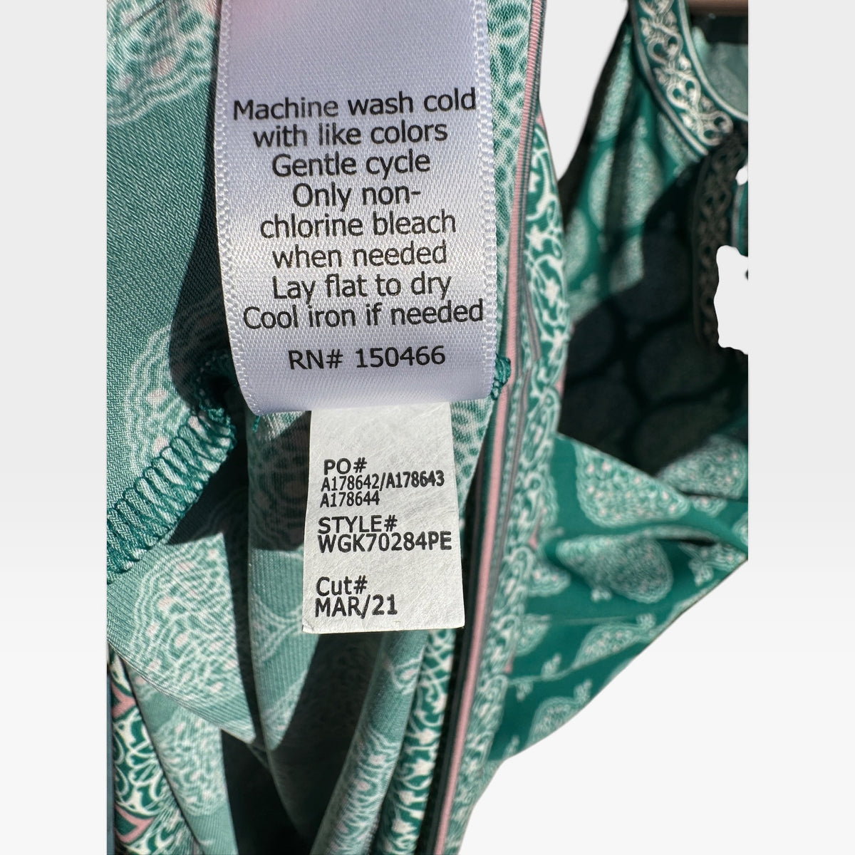 Magnolia Grace Green Alhambra Geometric V-Neck Shift Dress, Size MP