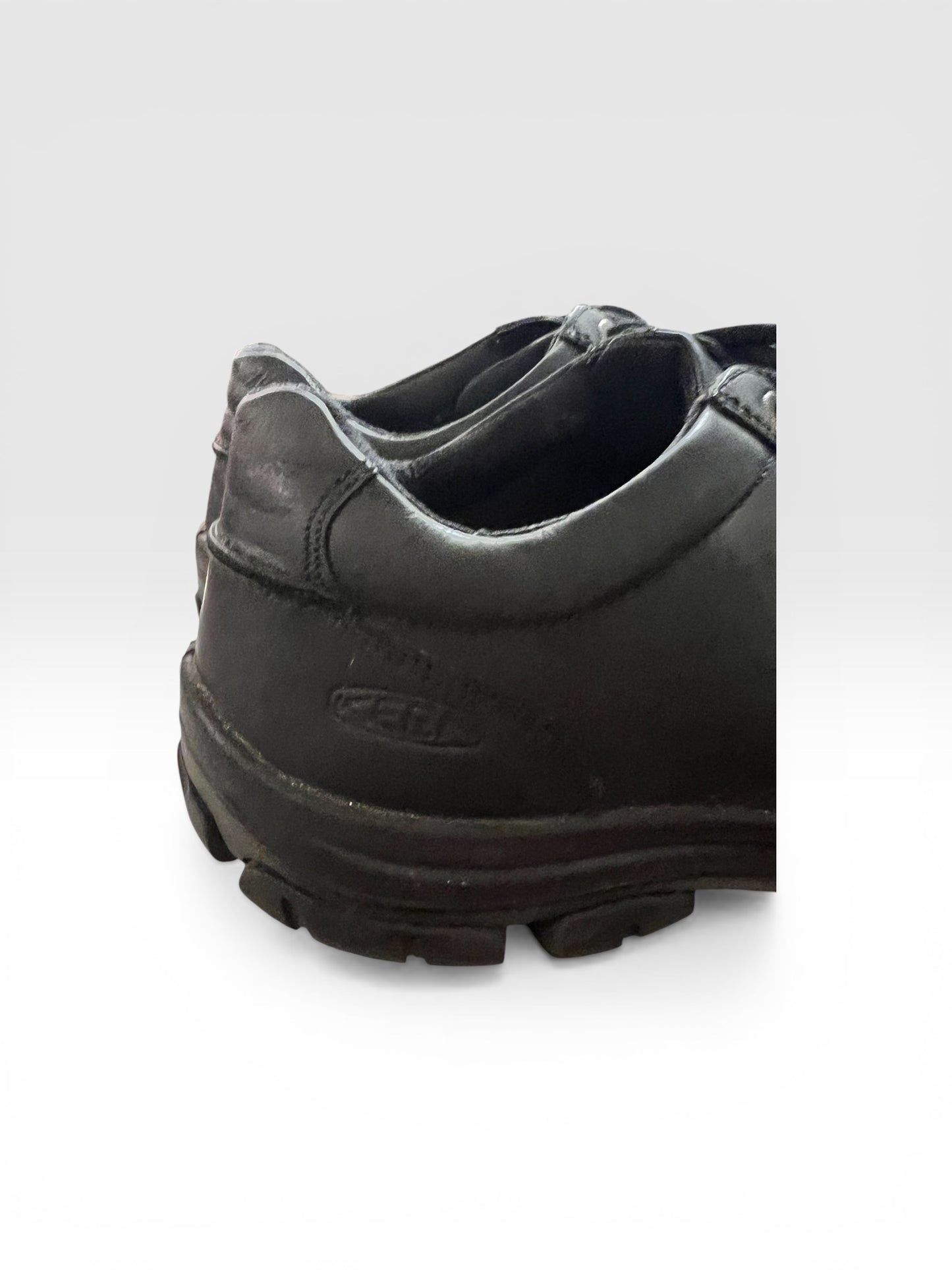 Keen Black Sneakers/Shoes Hiking/Walking/Comfort, men’s 10.5
