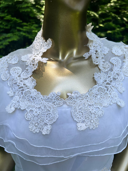 Vintage 1970’s Wedding Gown, size small