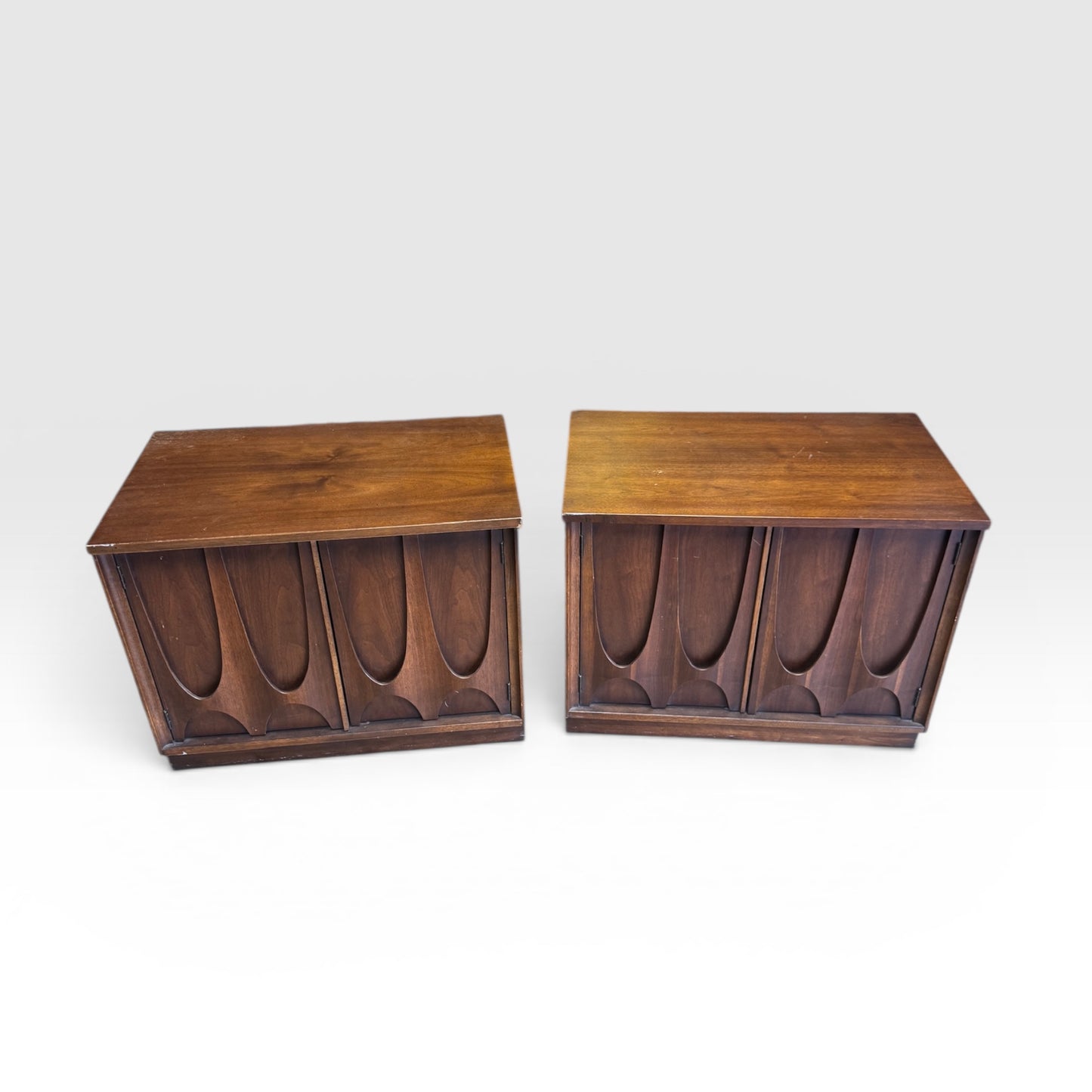 Mid Century Modern Walnut Nightstands Pair | Sculpted Wood MCM End Tables