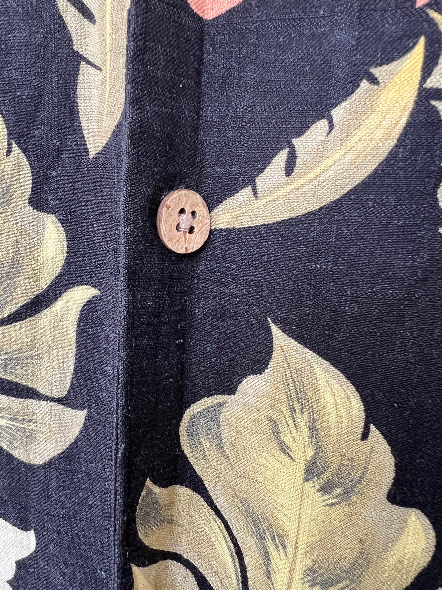 Vintage Jamaica Jaxx 100% Silk Men’s Hawaiian Shirt, Size M