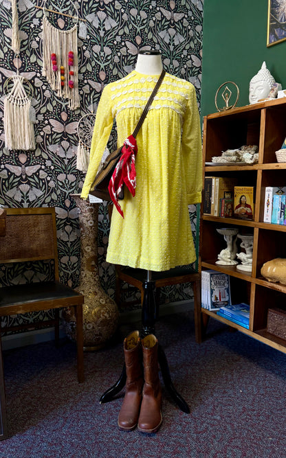 Sunshine Daisy Dot Vintage Dress