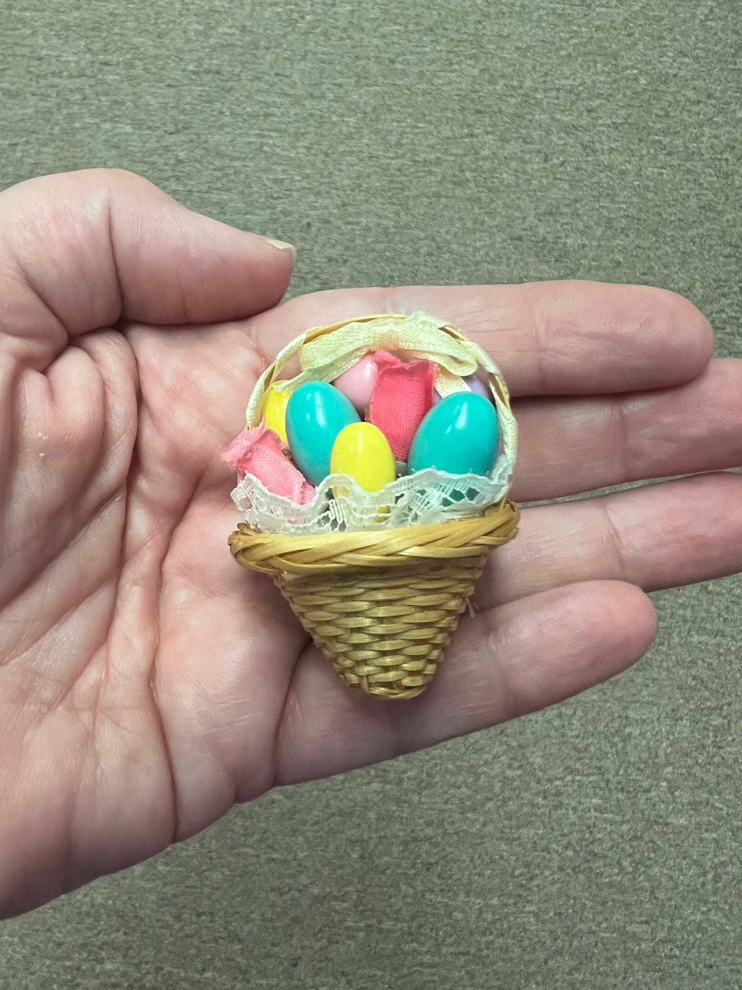 Vintage Easter Basket Pin/Brooch