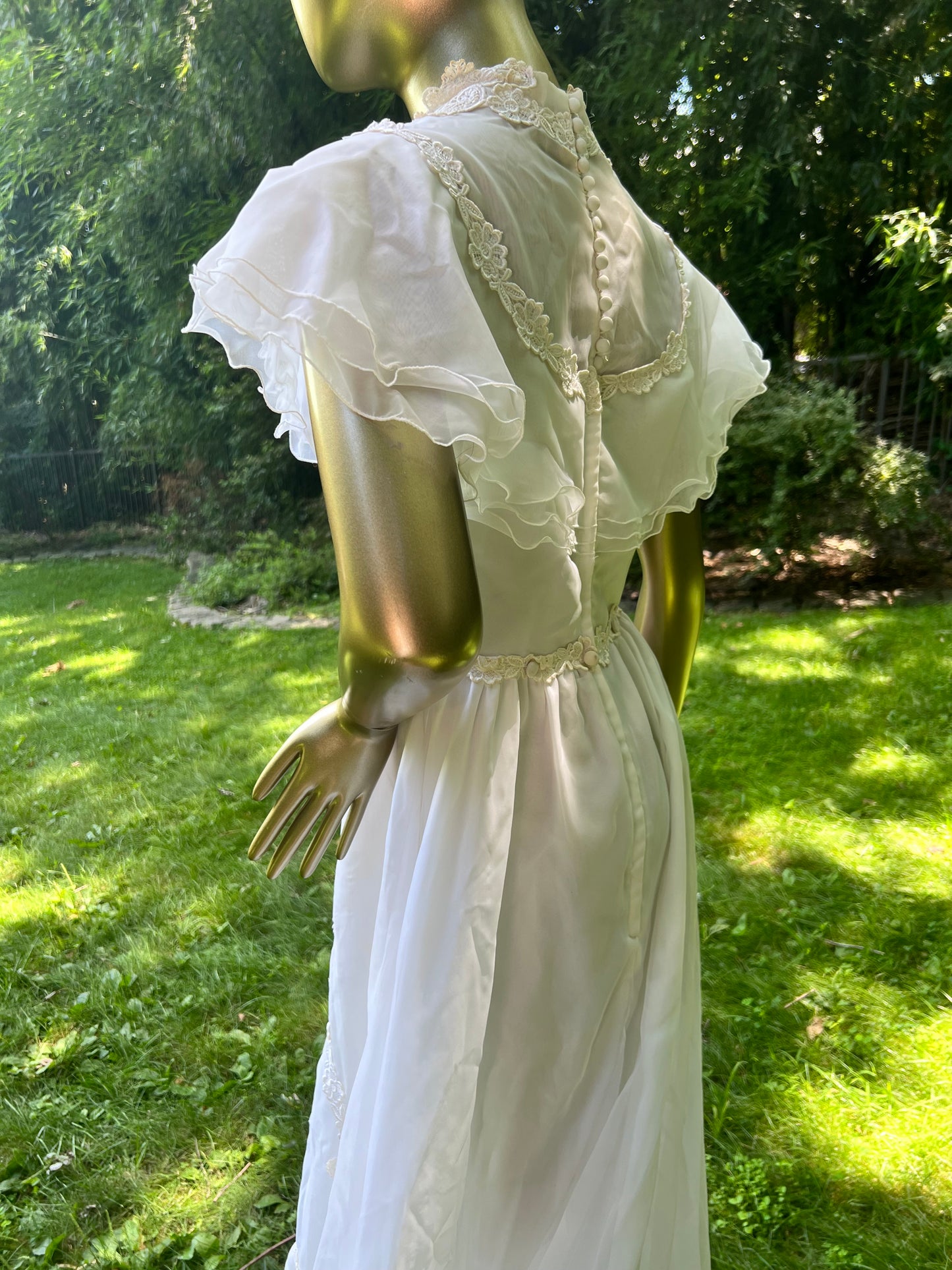 Vintage 1970’s Wedding Gown, size small