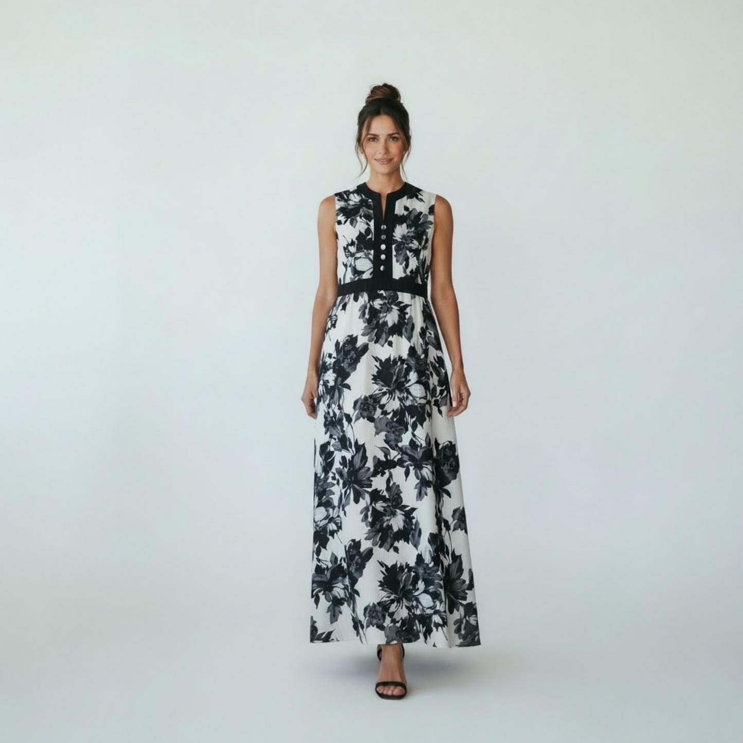 Vintage Carol & Mary | Haruko Hawaii | Black & White Floral Dress 60s, Size S