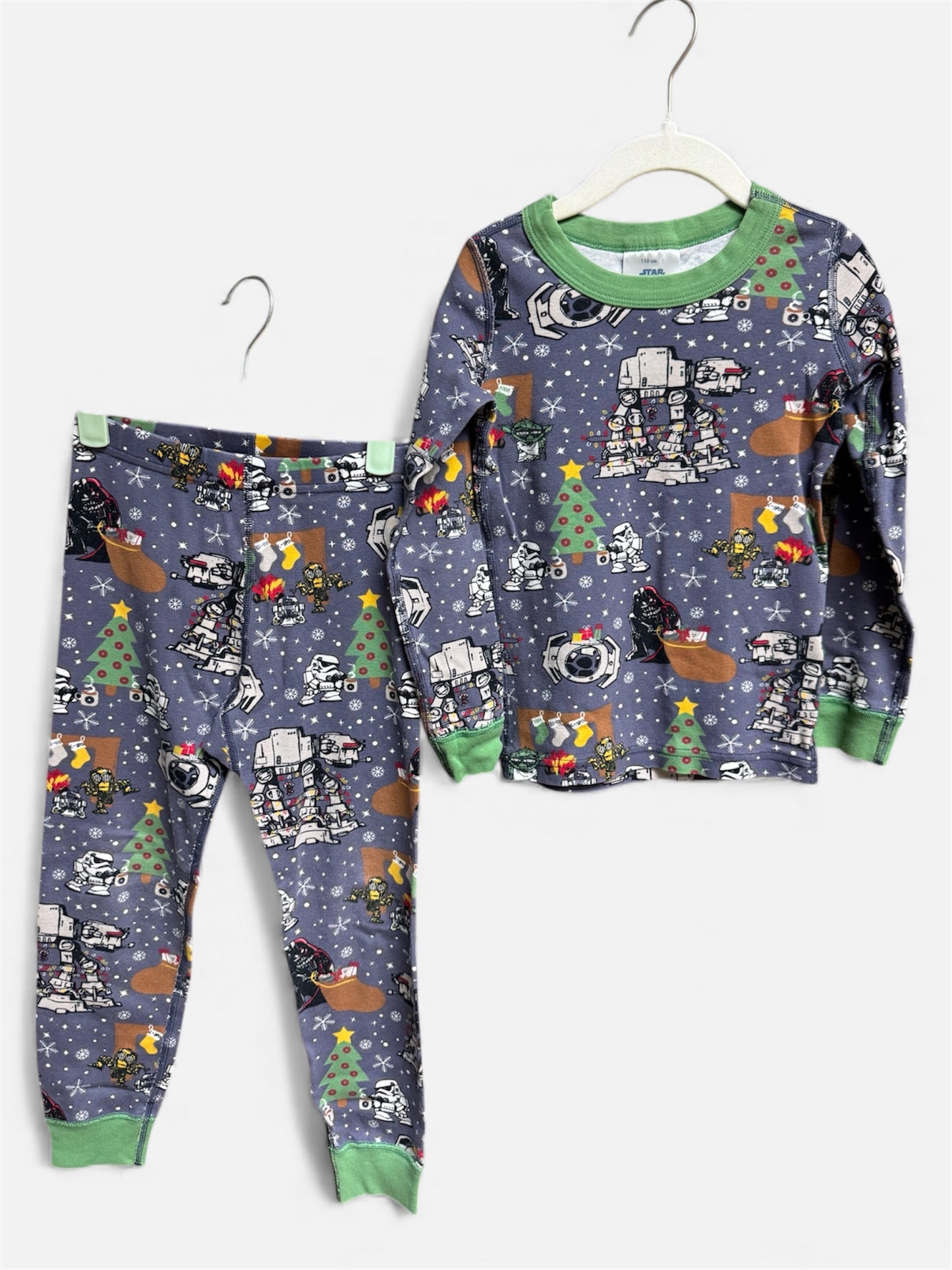 Hanna Andersson Kids Christmas Star Wars Pajamas, size 5