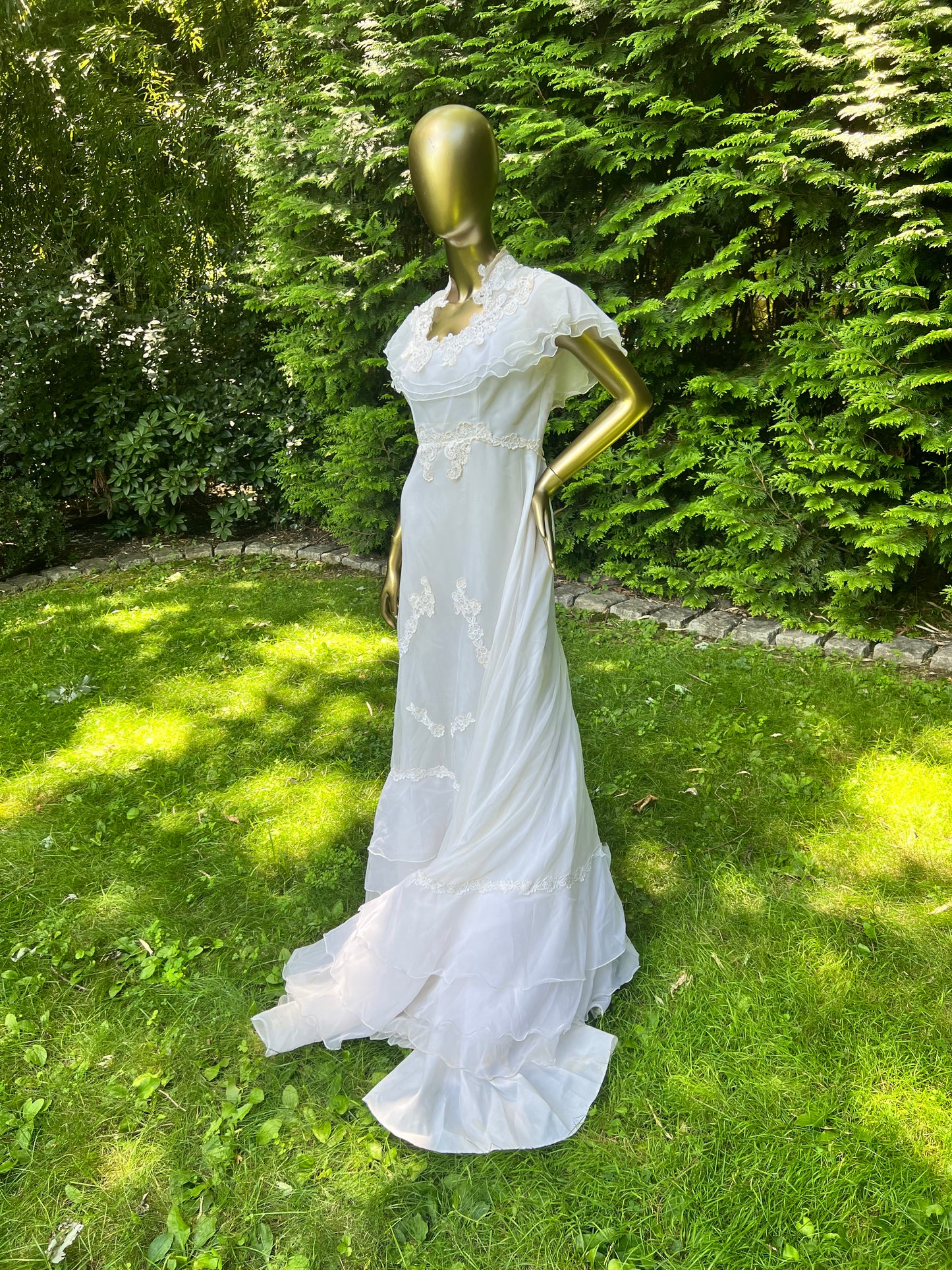 Vintage 1970’s Wedding Gown, size small
