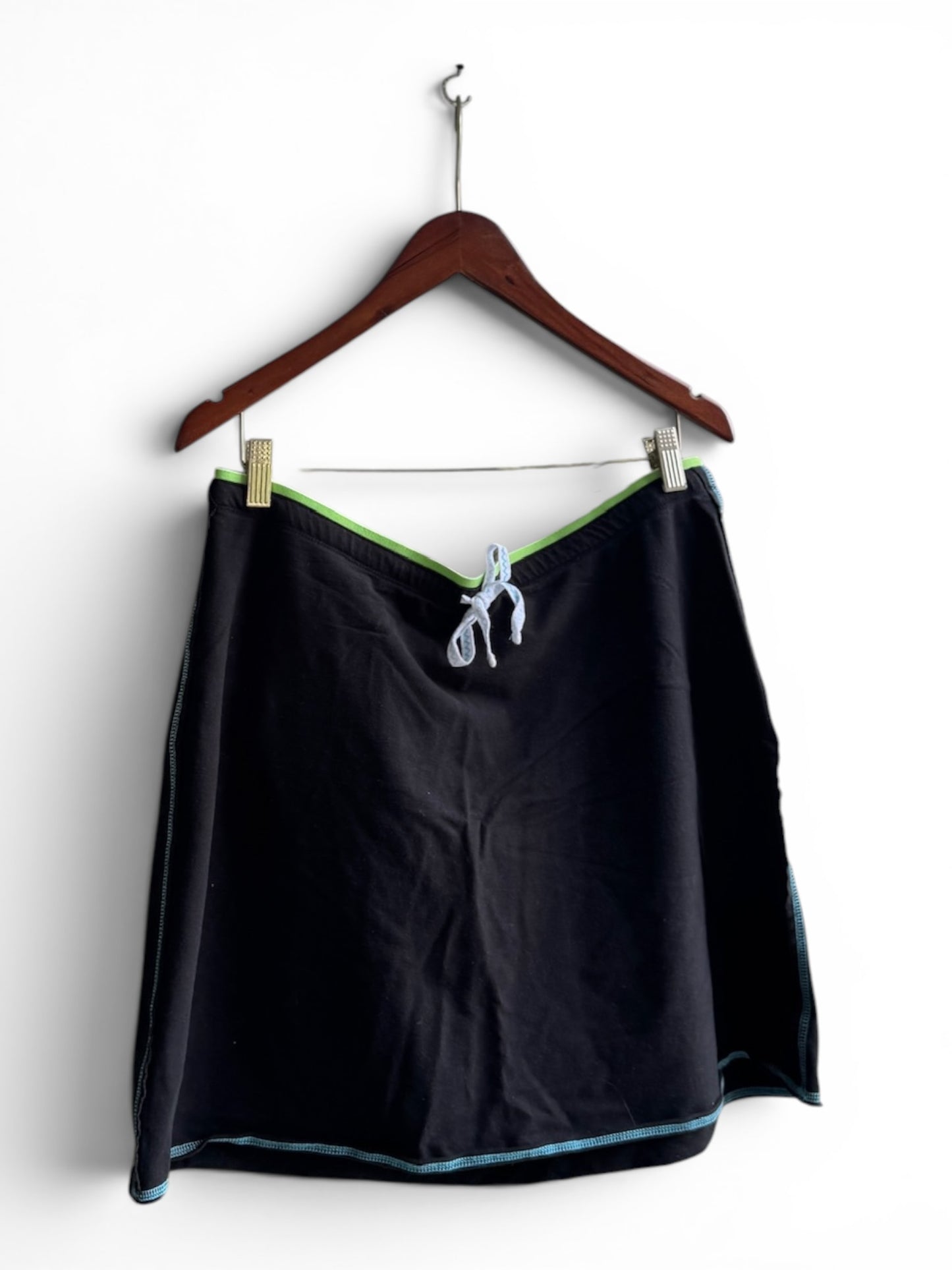 Hue Brand Black Everyday Tennis Mini Skirt With Contrast Stitch, Size XL