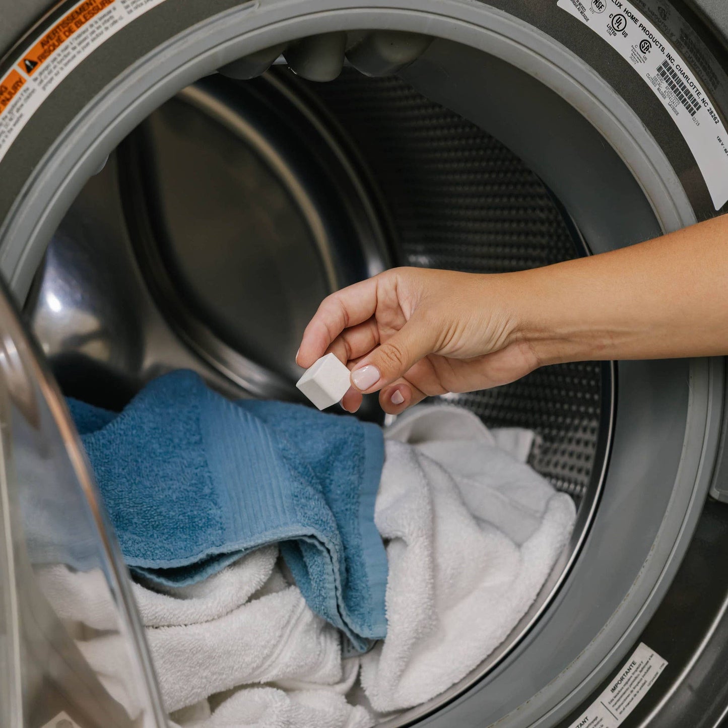 Laundry Cubes | Plastic-Free & No Waste Detergent Pods | Refillable
