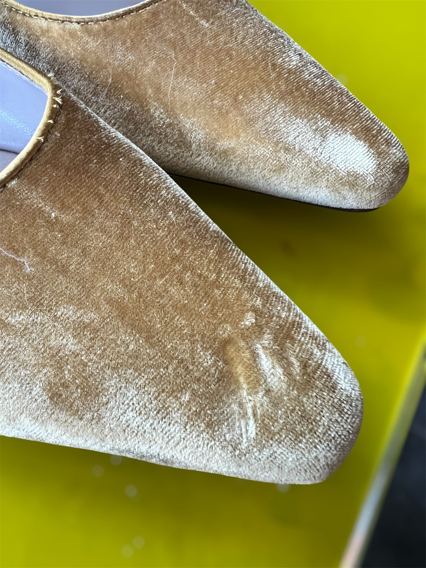 Sam Edelman Velvet Flats size 6