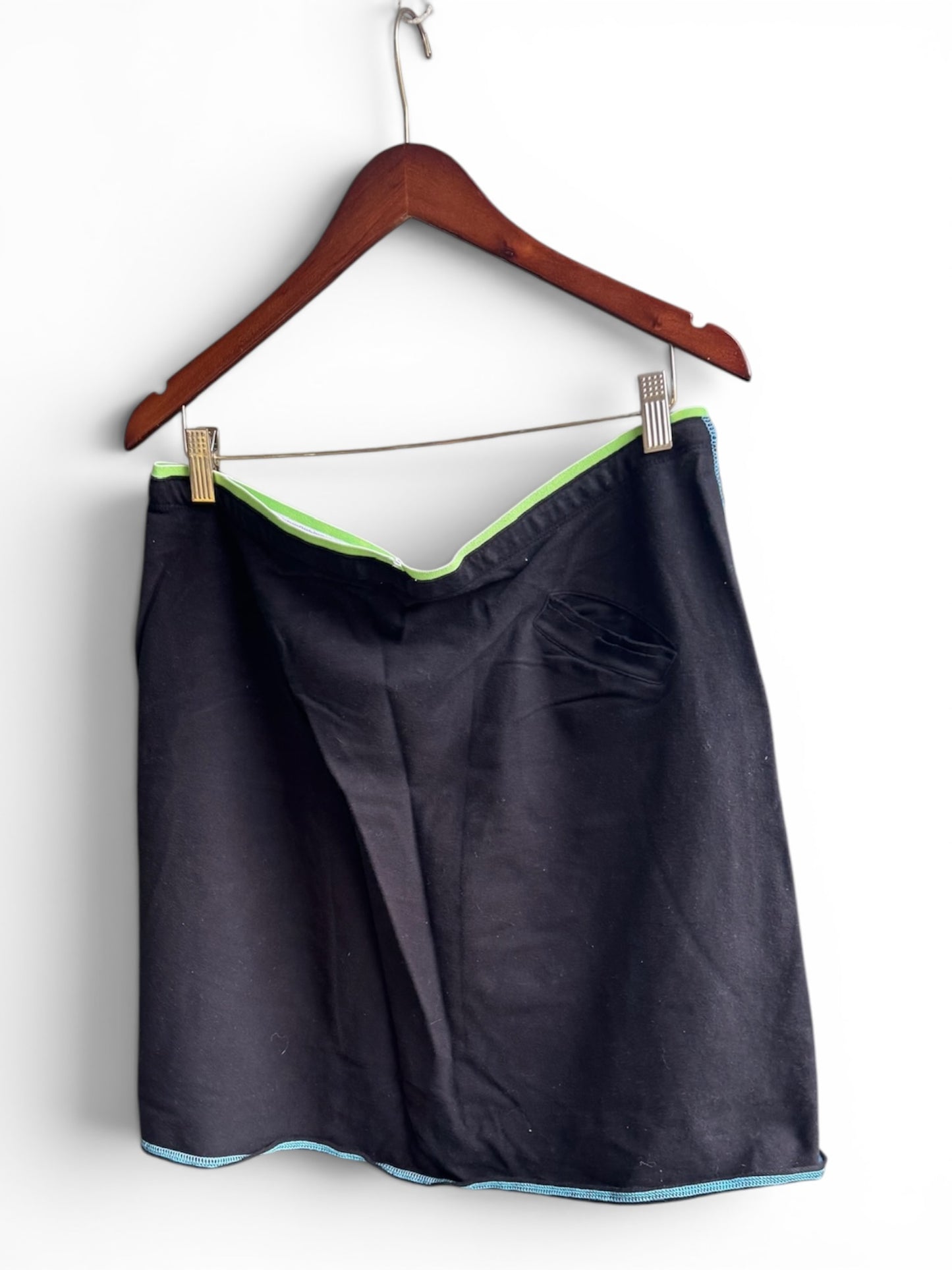 Hue Brand Black Everyday Tennis Mini Skirt With Contrast Stitch, Size XL