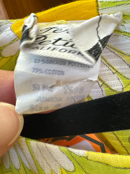 Vintage 1960's Sunflower Dress, size medium petite