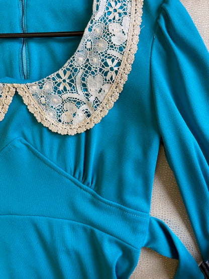 Vintage 60s/70s Lace Collar Dress