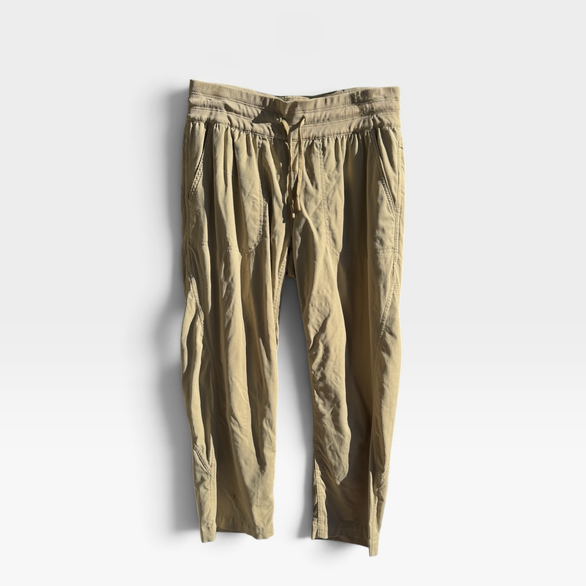 The North Face Women's Aphrodite Cropped Pants in Tan/Beige, Size SP