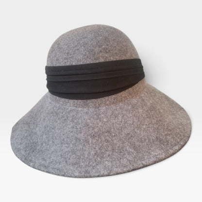 World Market 100% Wool Felt Gray Cloche Wide Brim Hat Black Ribbon 22” / 56cm
