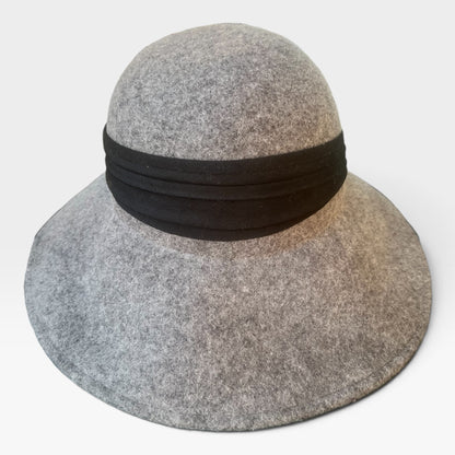 World Market 100% Wool Felt Gray Cloche Wide Brim Hat Black Ribbon 22” / 56cm