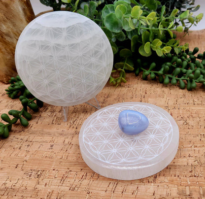 Selenite Crystal Charging Plate/Coaster Round - Flower of Life