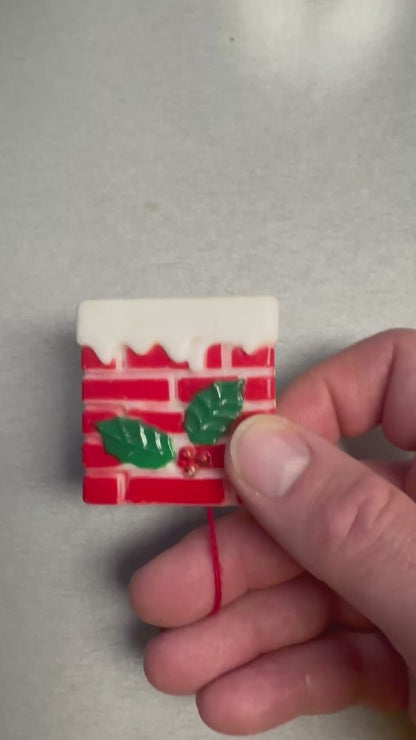 Pop-Up Vintage Santa Brooch/Pin